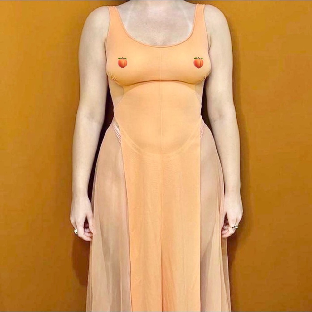 Vintage 70s peach sheer slit maxi tank dress 🍑